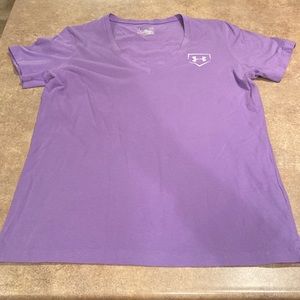 Womens Under Armour T-shirt size large